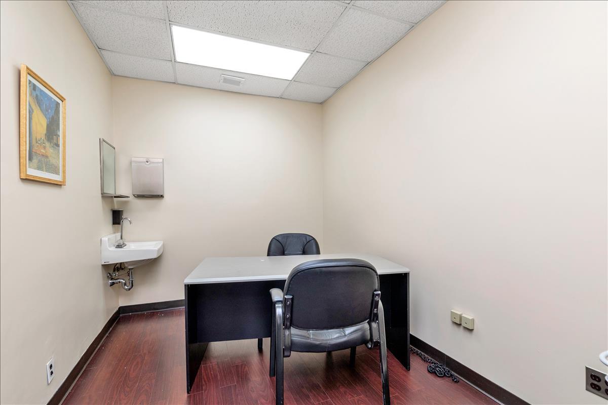 #16 photo, 1620 Front Street, East Meadow , NY 11554