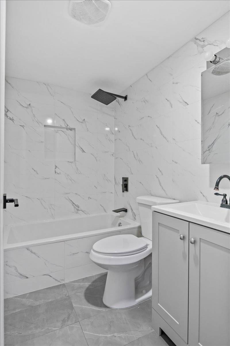 #9 photo, 807 elsmere pl, West Bronx , NY 10460