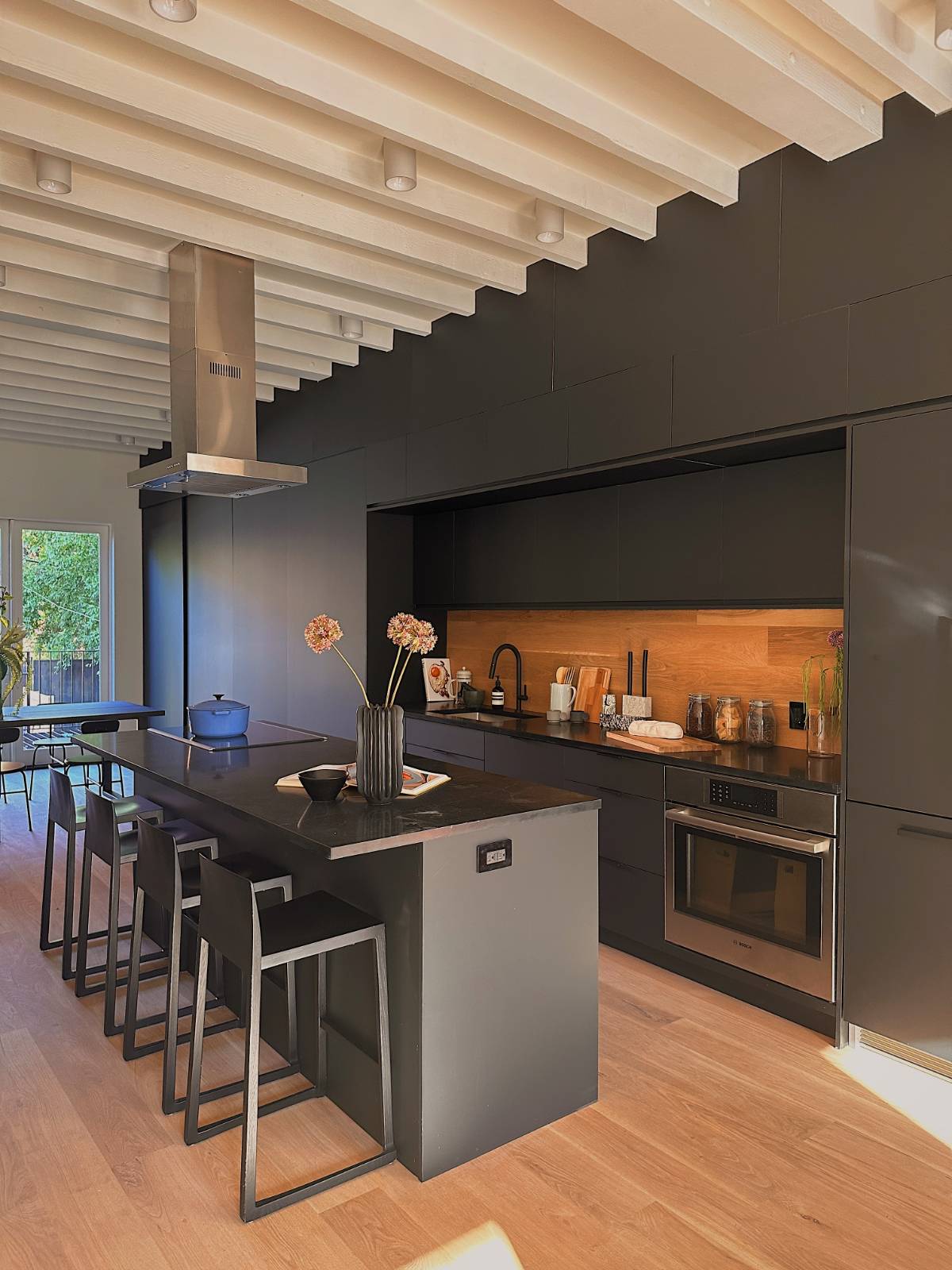 #6 photo, 94 Pioneer Street, #2, ブルックリン区 Red Hook , NY 11231