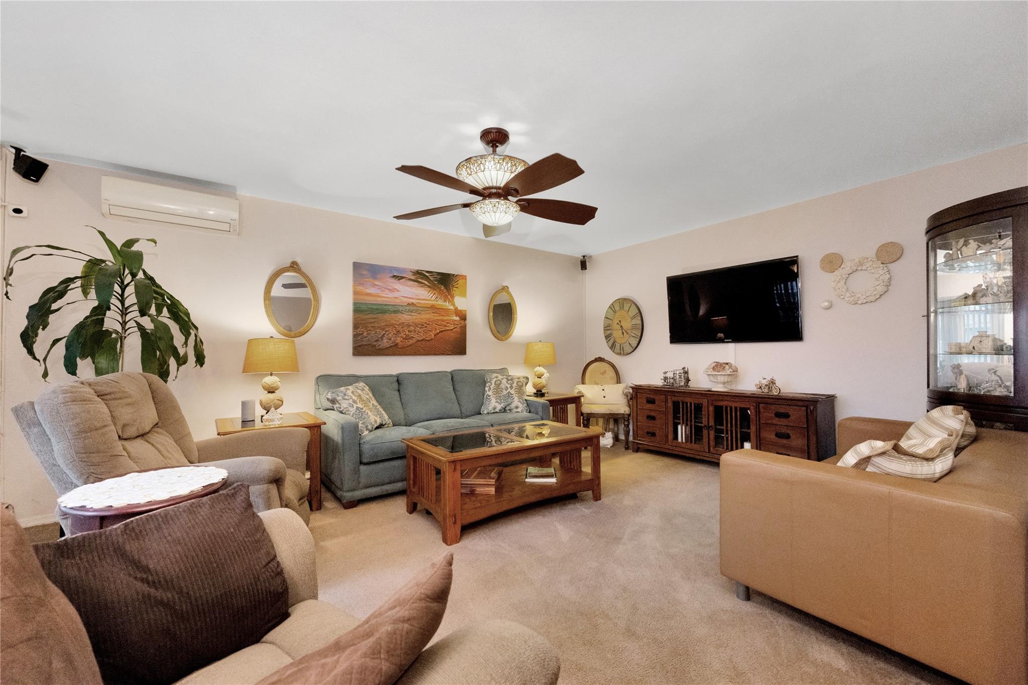 #5 photo, 591 Conklin Street, ナッソー郡 Farmingdale , NY 11735