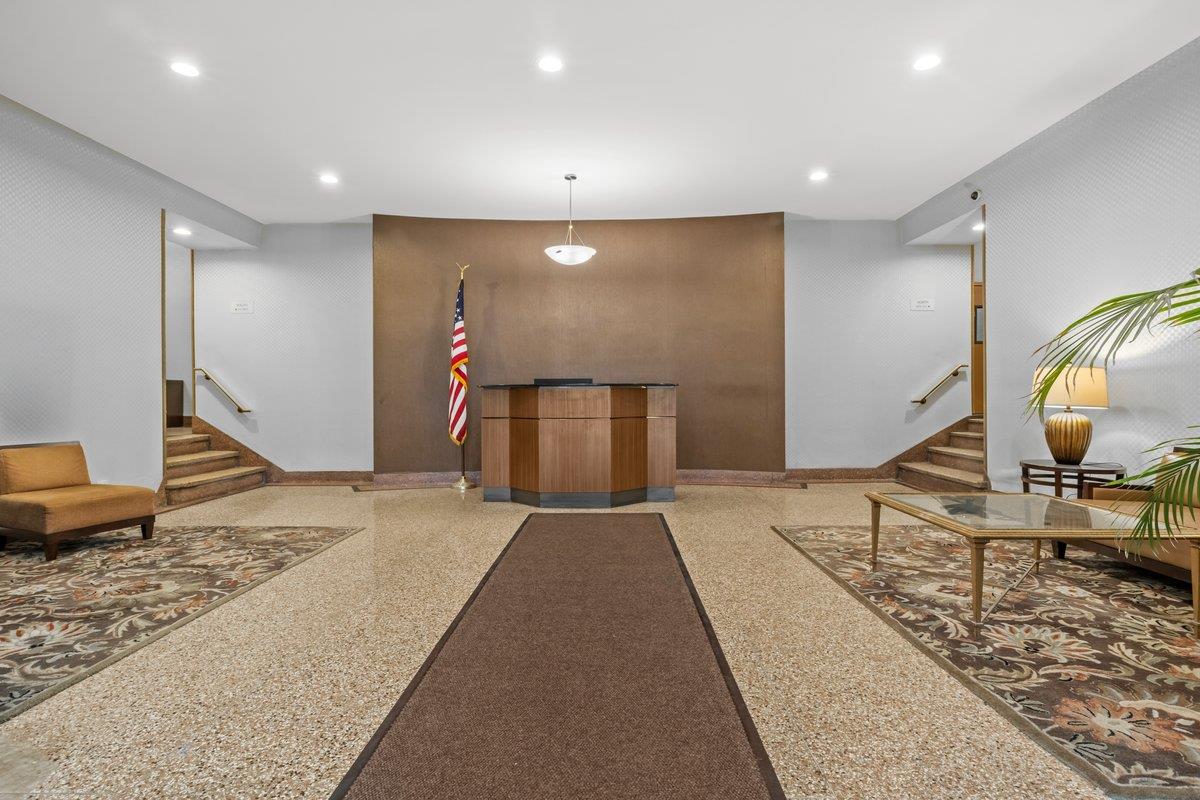 #6 photo, 5601 RIVERDALE Avenue, ブロンクス区 North Riverdale , NY 10471