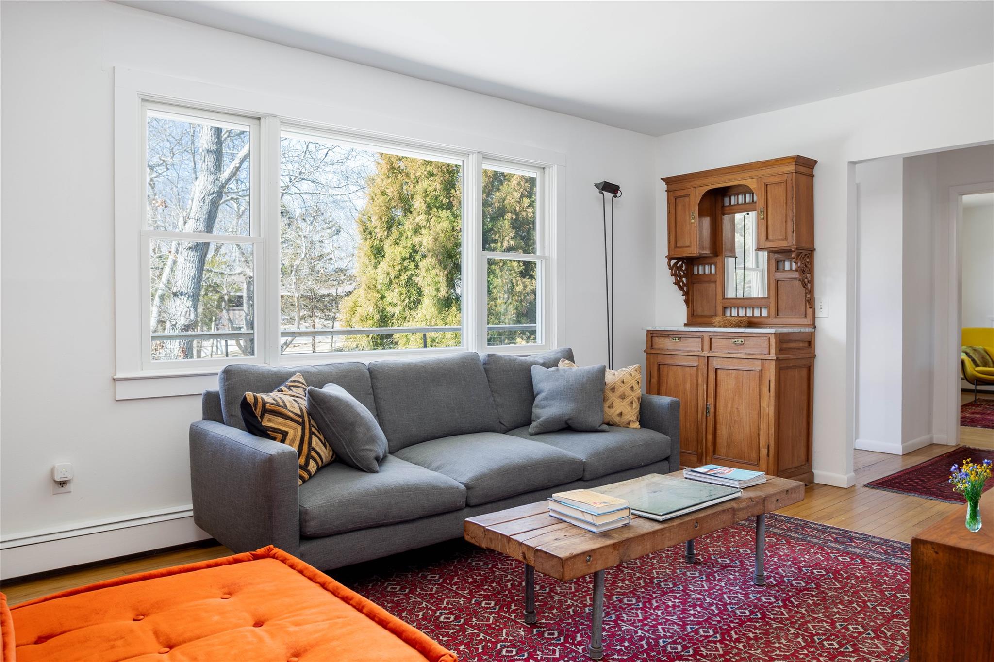 #5 photo, 2 Captains Walk, サフォーク郡 East Hampton , NY 11937