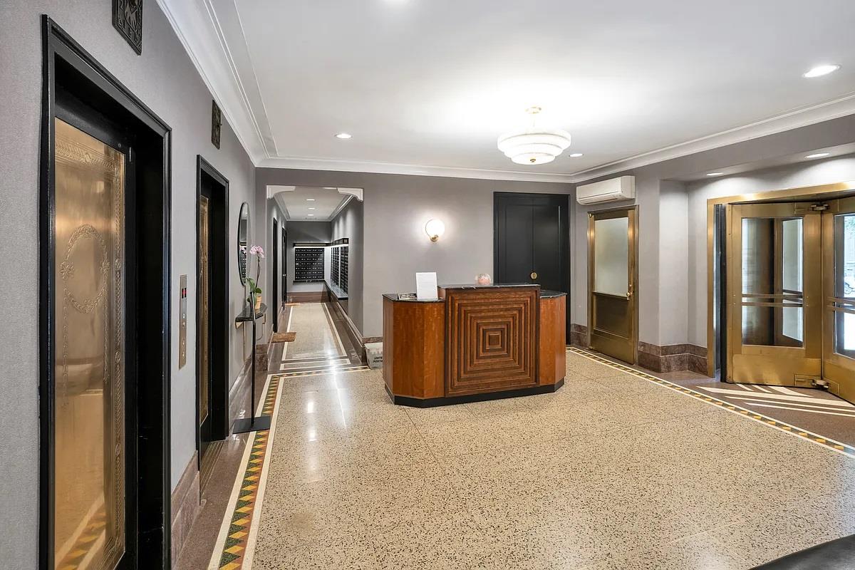 #8 photo, 200 W 20TH Street, マンハッタン Chelsea , NY 10011