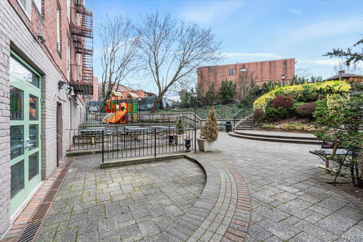 #7 photo, 59-30 108 Street, クイーンズ区 Corona , NY 11368