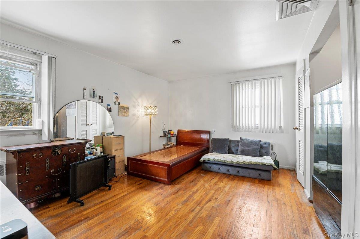 #10 photo, 18 Hilary Lane, ナッソー郡 Westbury , NY 11590