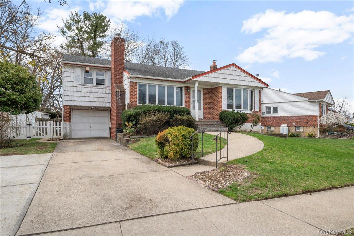 #2 photo, 18 Hilary Lane, ナッソー郡 Westbury , NY 11590