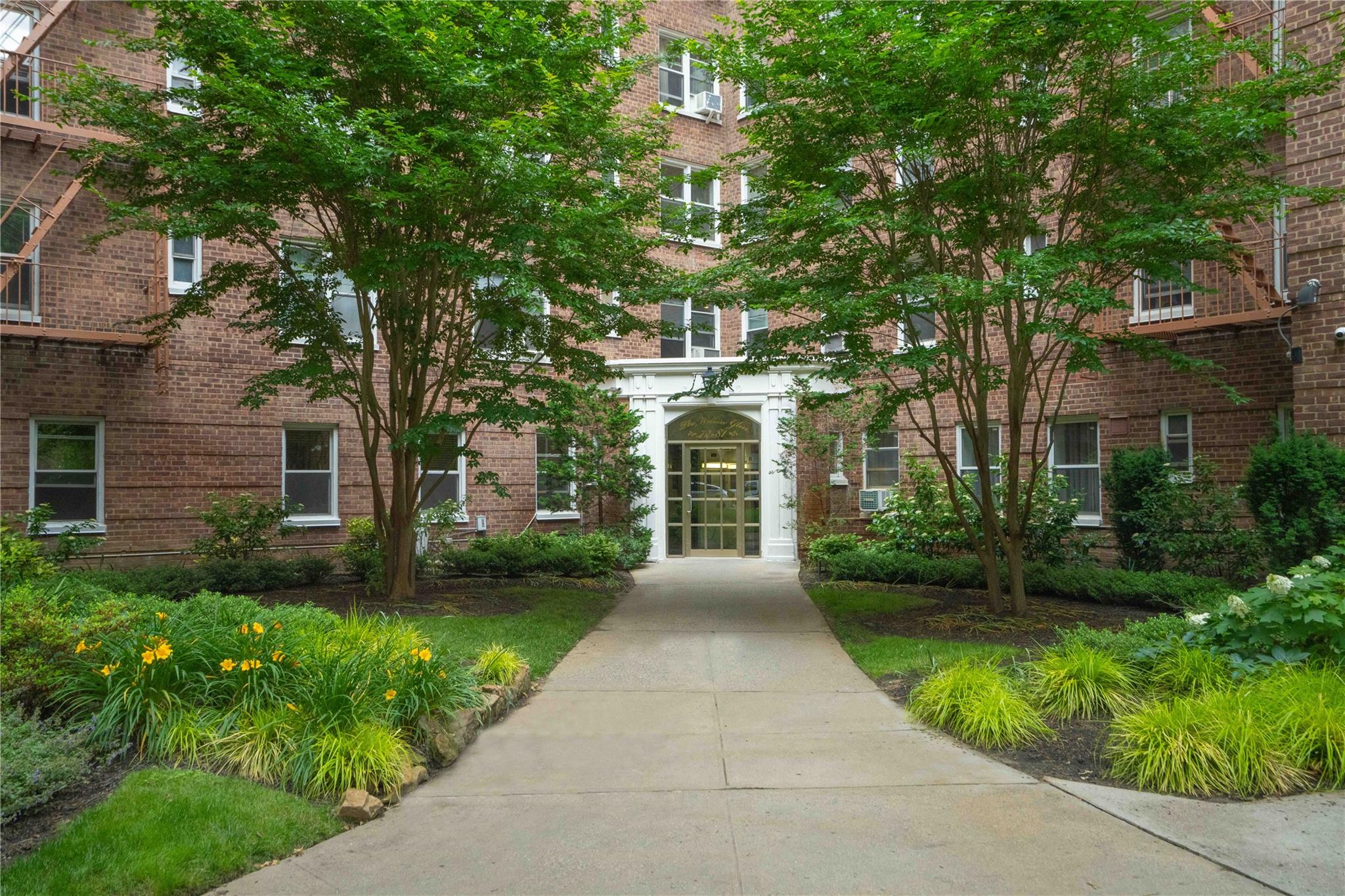 #12 photo, 72-81 113th Streets, クイーンズ区 Forest Hills , NY 11375