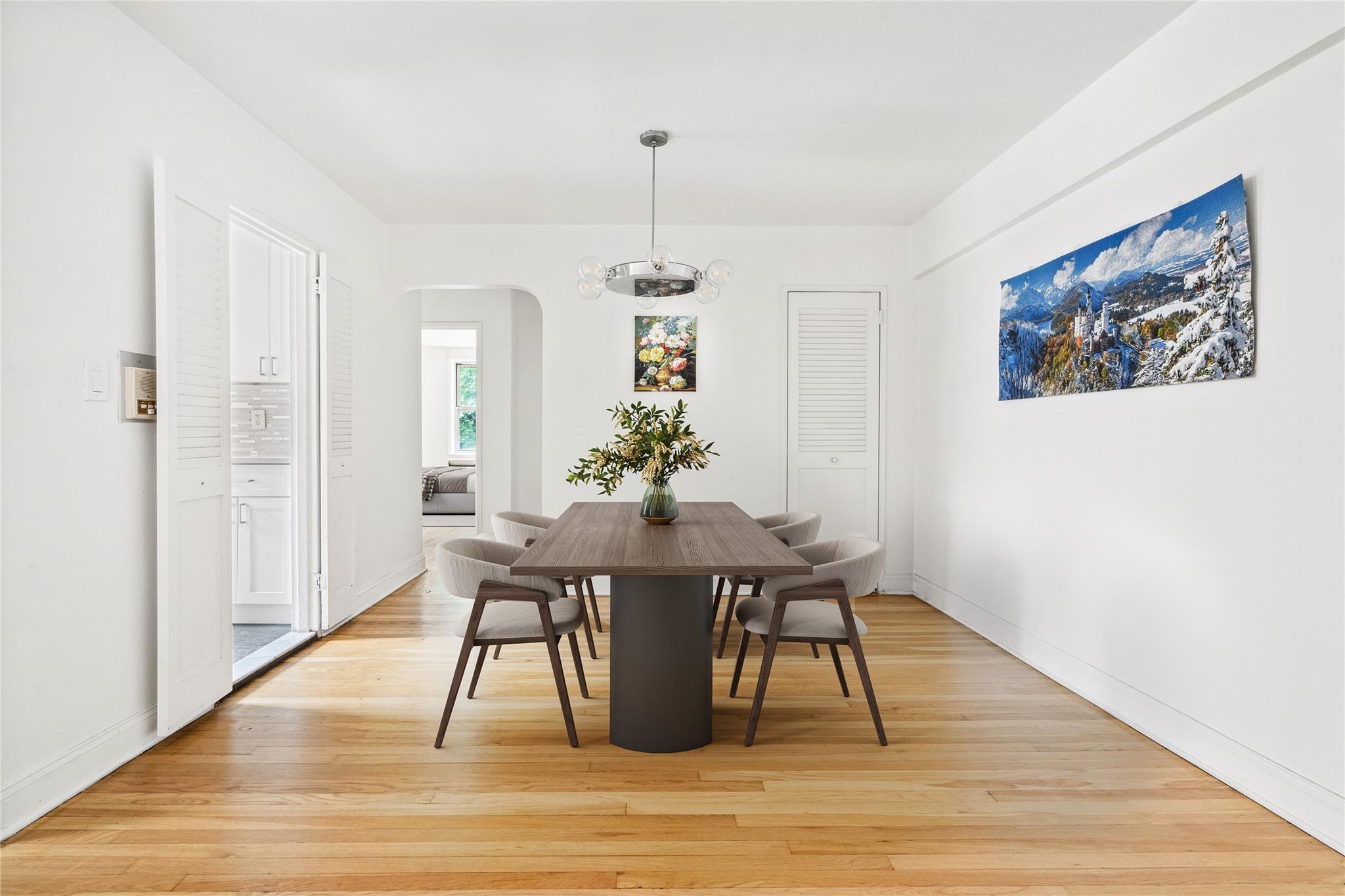 #3 photo, 72-81 113th Streets, クイーンズ区 Forest Hills , NY 11375