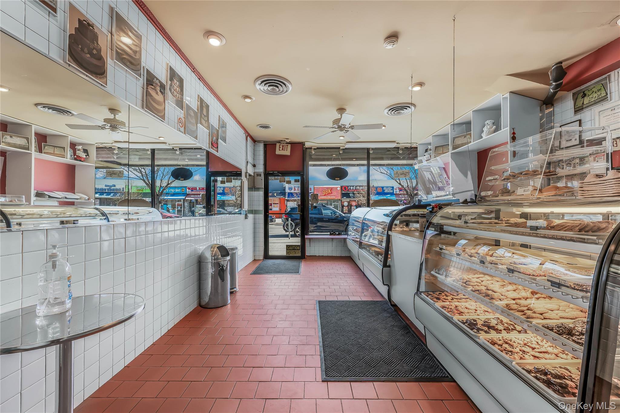 #8 photo, 61-22 Springfield Boulevard, クイーンズ区 Bayside , NY 11364