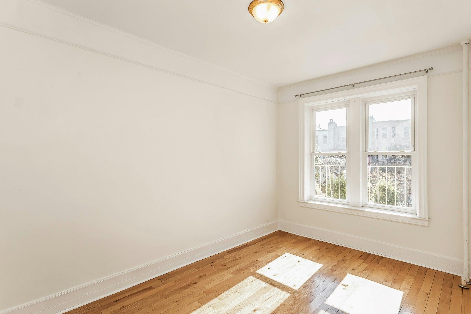 #11 photo, 561 41ST Street, Sunset Park , NY 11232