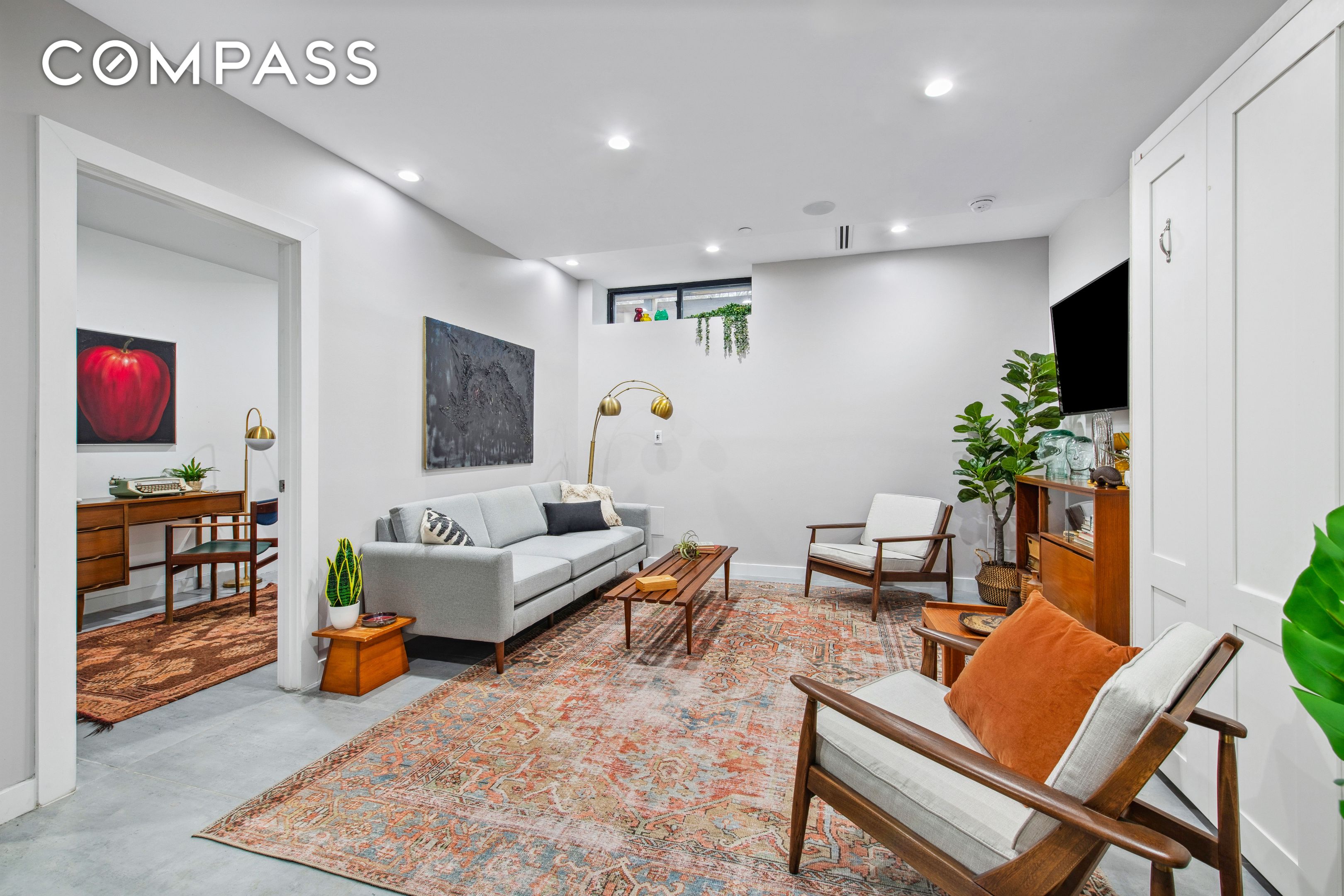 #6 photo, 135 Johnson Avenue, Williamsburg , NY 11206