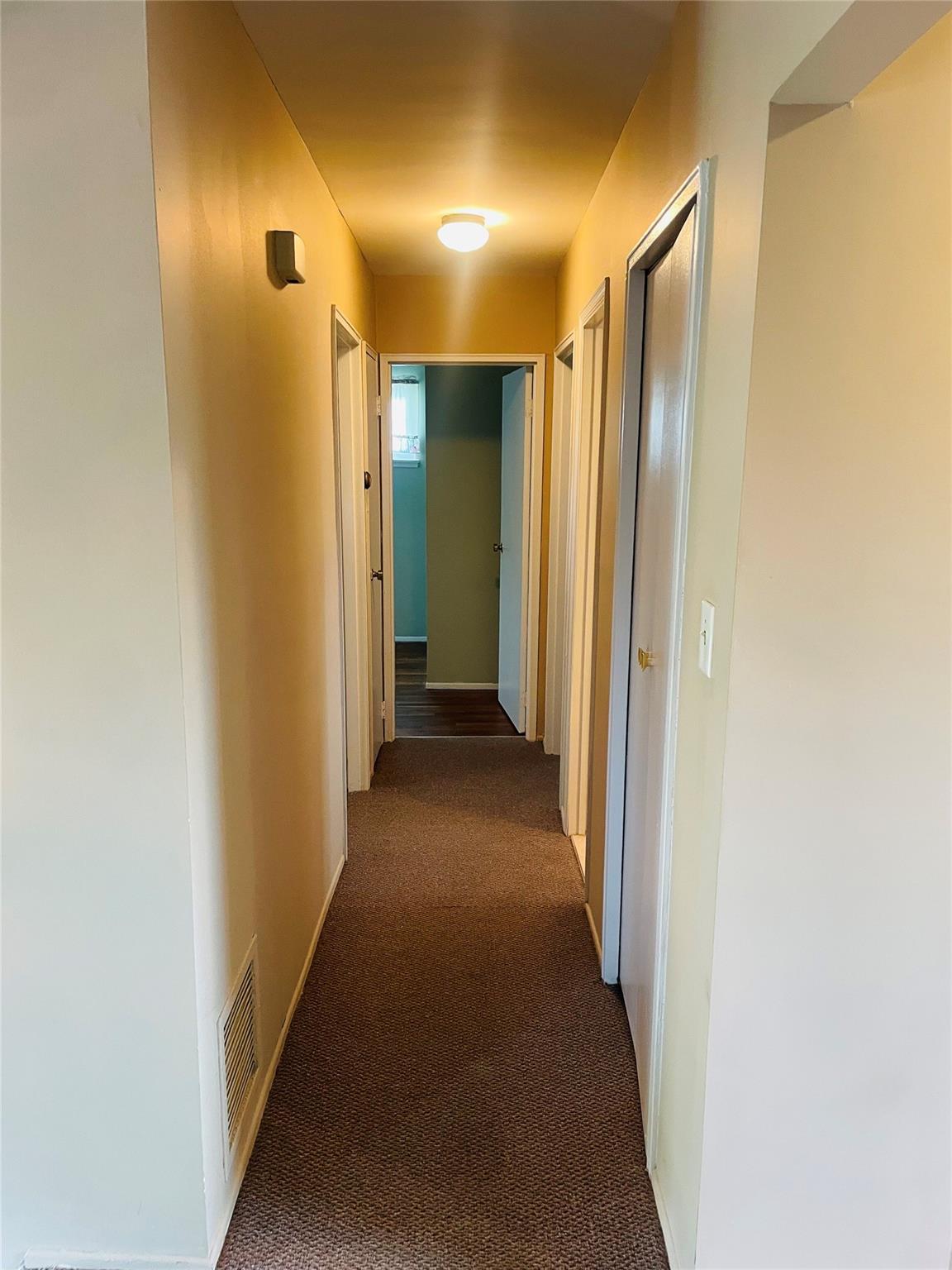 #11 photo, 170 11th Street, 東長島 West Babylon , NY 11704