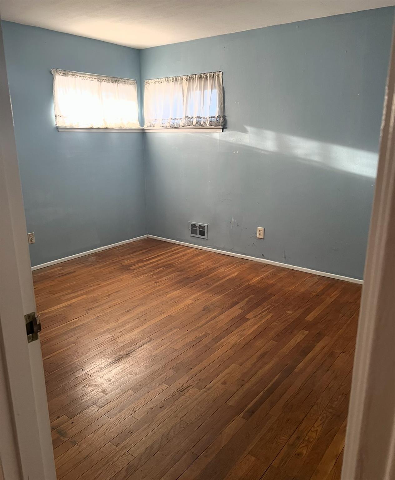 #14 photo, 170 11th Street, 東長島 West Babylon , NY 11704