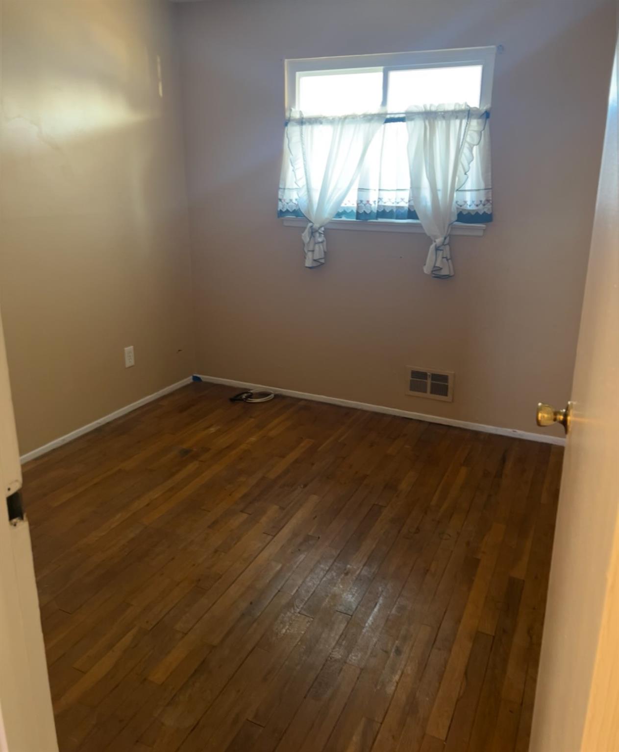 #15 photo, 170 11th Street, 東長島 West Babylon , NY 11704