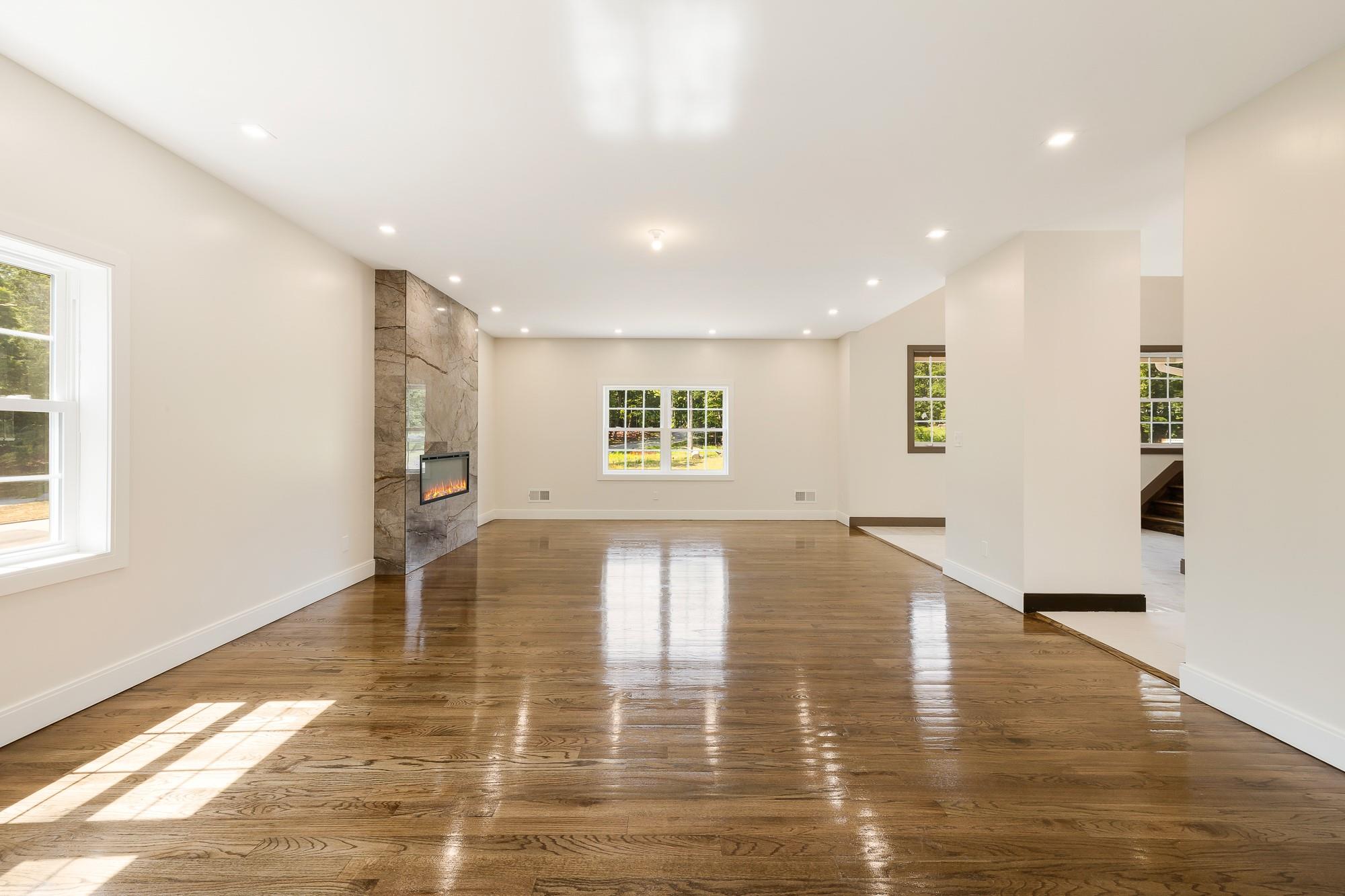 #11 photo, 2 Hallock Court, Highland Mills , NY 10930