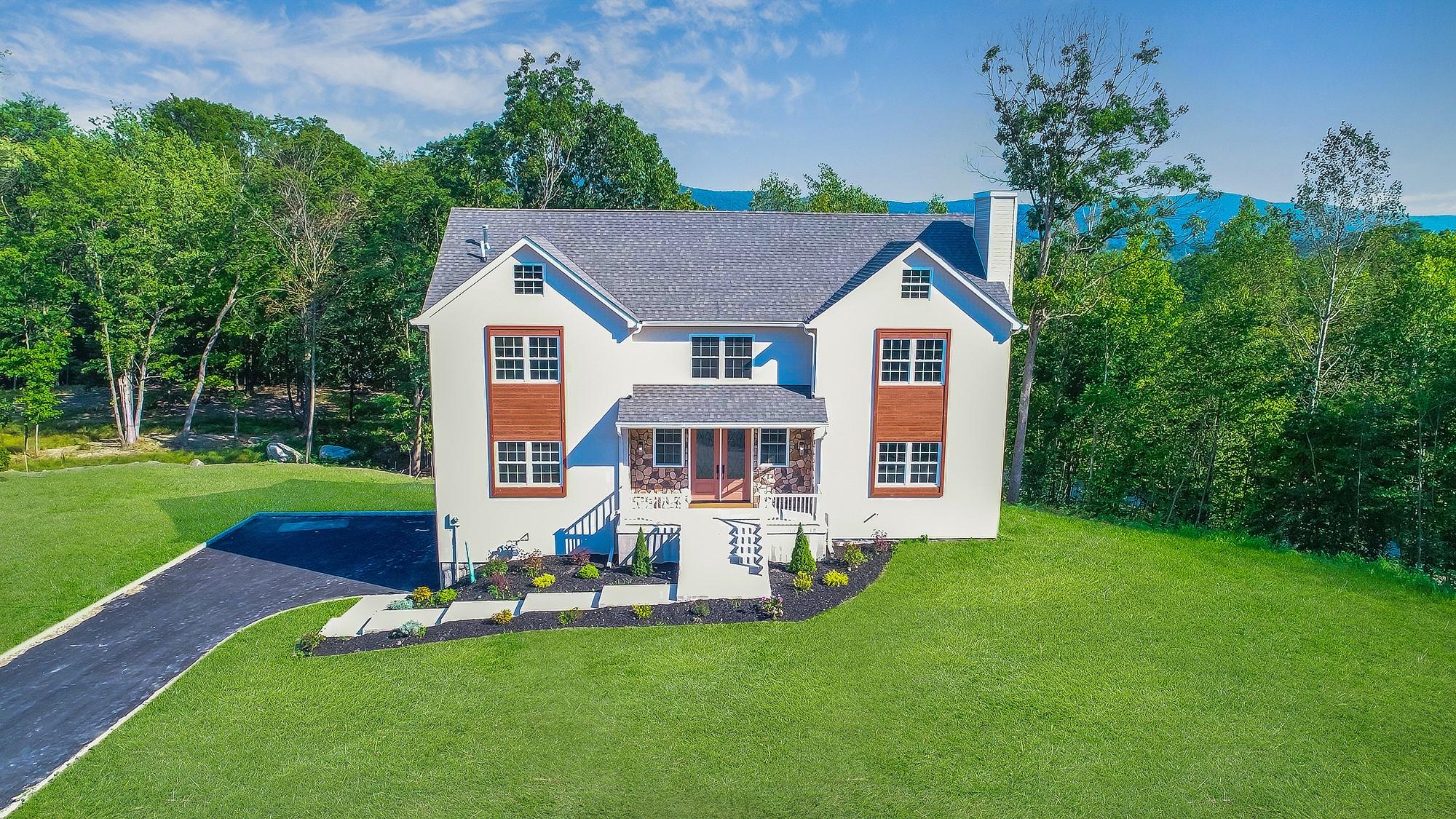 #3 photo, 2 Hallock Court, Highland Mills , NY 10930