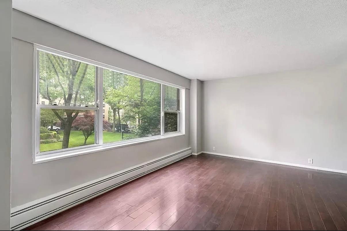 #4 photo, 3 Fordham Hill Oval, Bronx , NY 10468