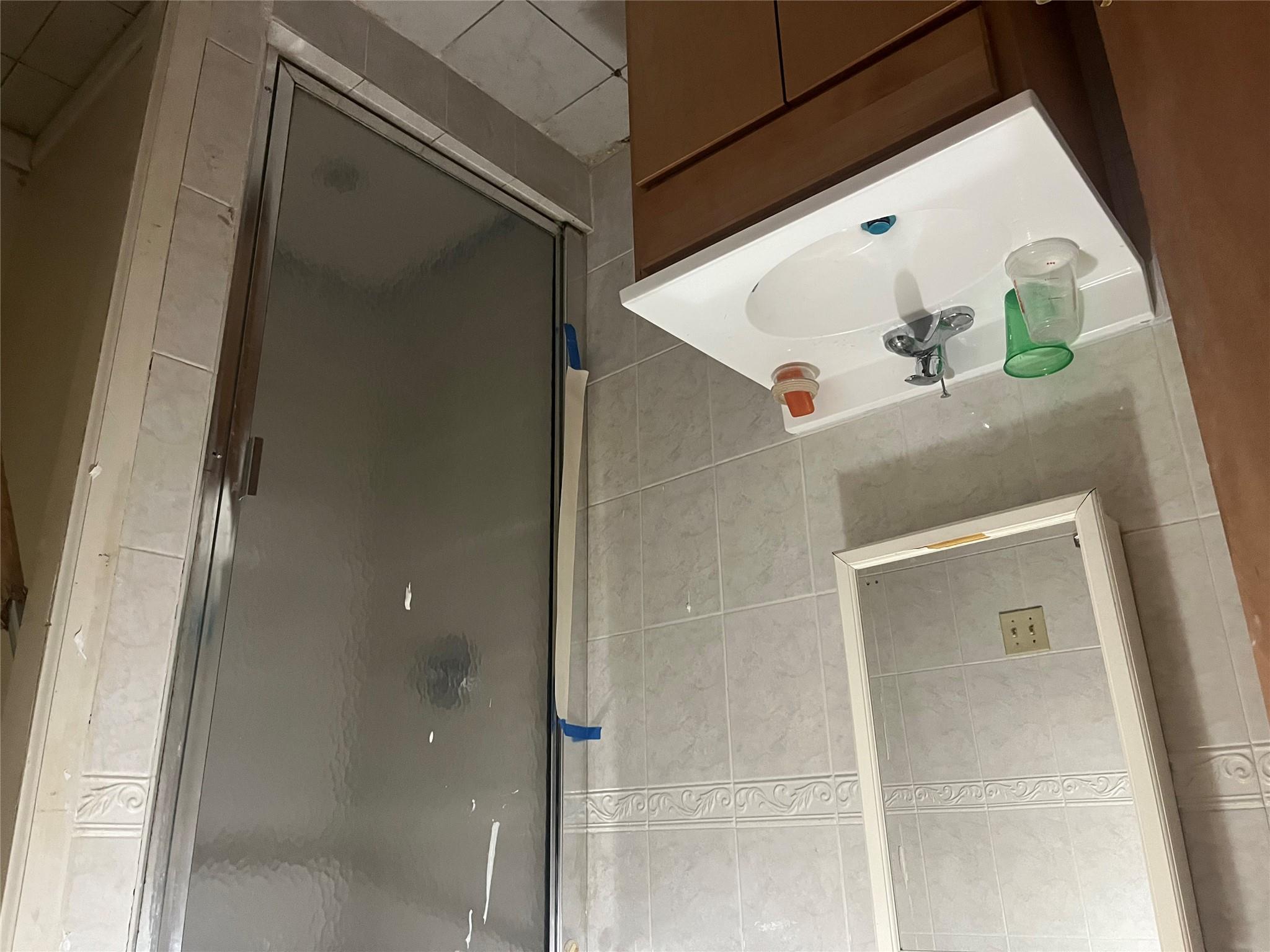 #9 photo, 4070 Bruner Avenue, הברונקס Bronx , NY 10466