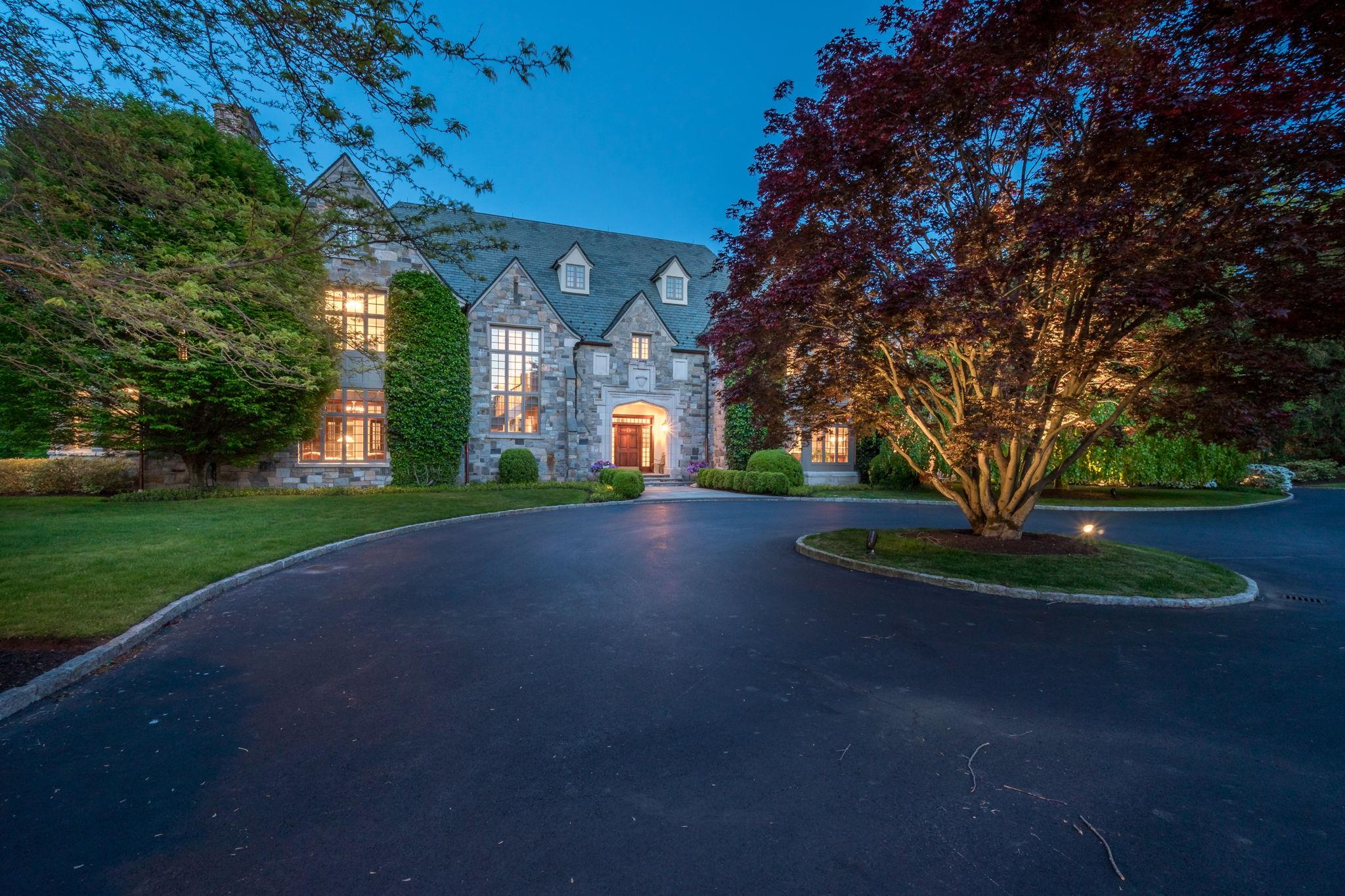 #3 photo, 24 Penwood Road, Bedford Corners , NY 10549