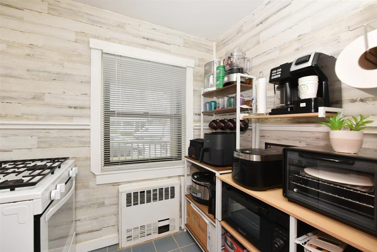 #12 photo, 196-65 69TH Avenue, クイーンズ区 Fresh Meadows , NY 11365