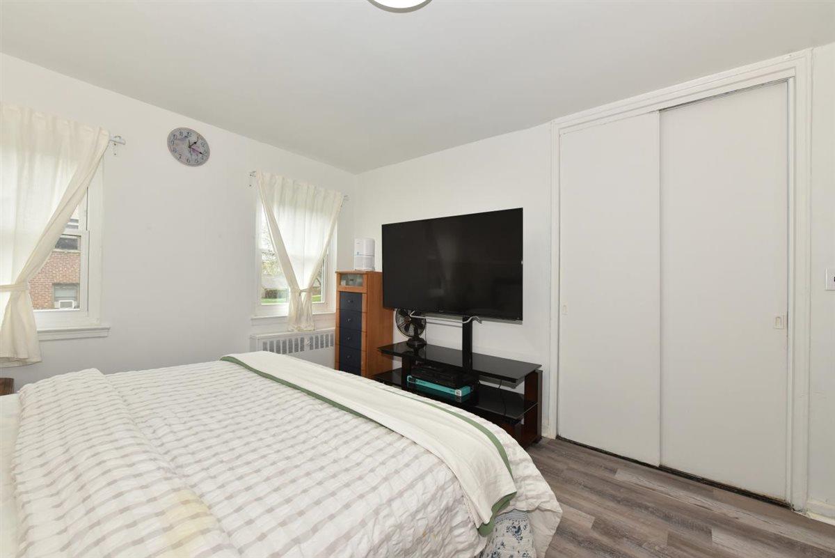 #18 photo, 196-65 69TH Avenue, クイーンズ区 Fresh Meadows , NY 11365