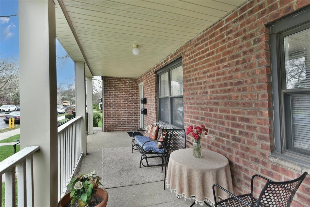 #4 photo, 196-65 69TH Avenue, クイーンズ区 Fresh Meadows , NY 11365