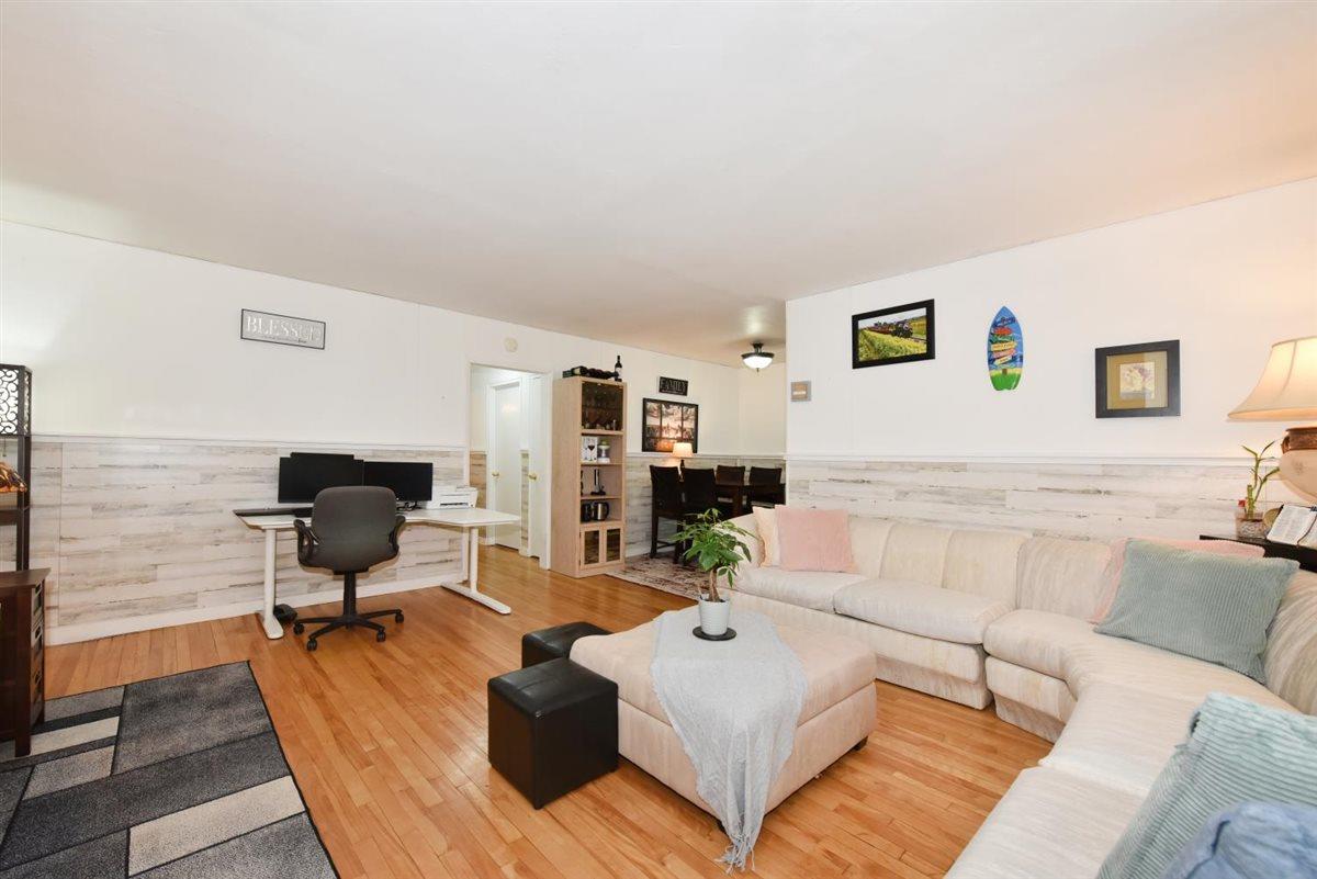 #6 photo, 196-65 69TH Avenue, クイーンズ区 Fresh Meadows , NY 11365