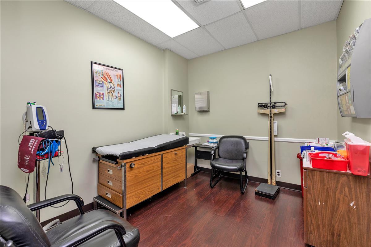 #17 photo, 1620 Front Street, East Meadow , NY 11554