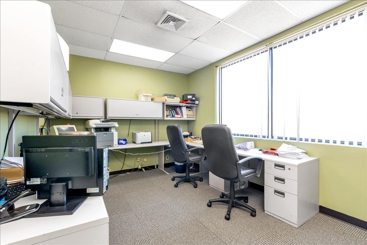 #19 photo, 1620 Front Street, East Meadow , NY 11554