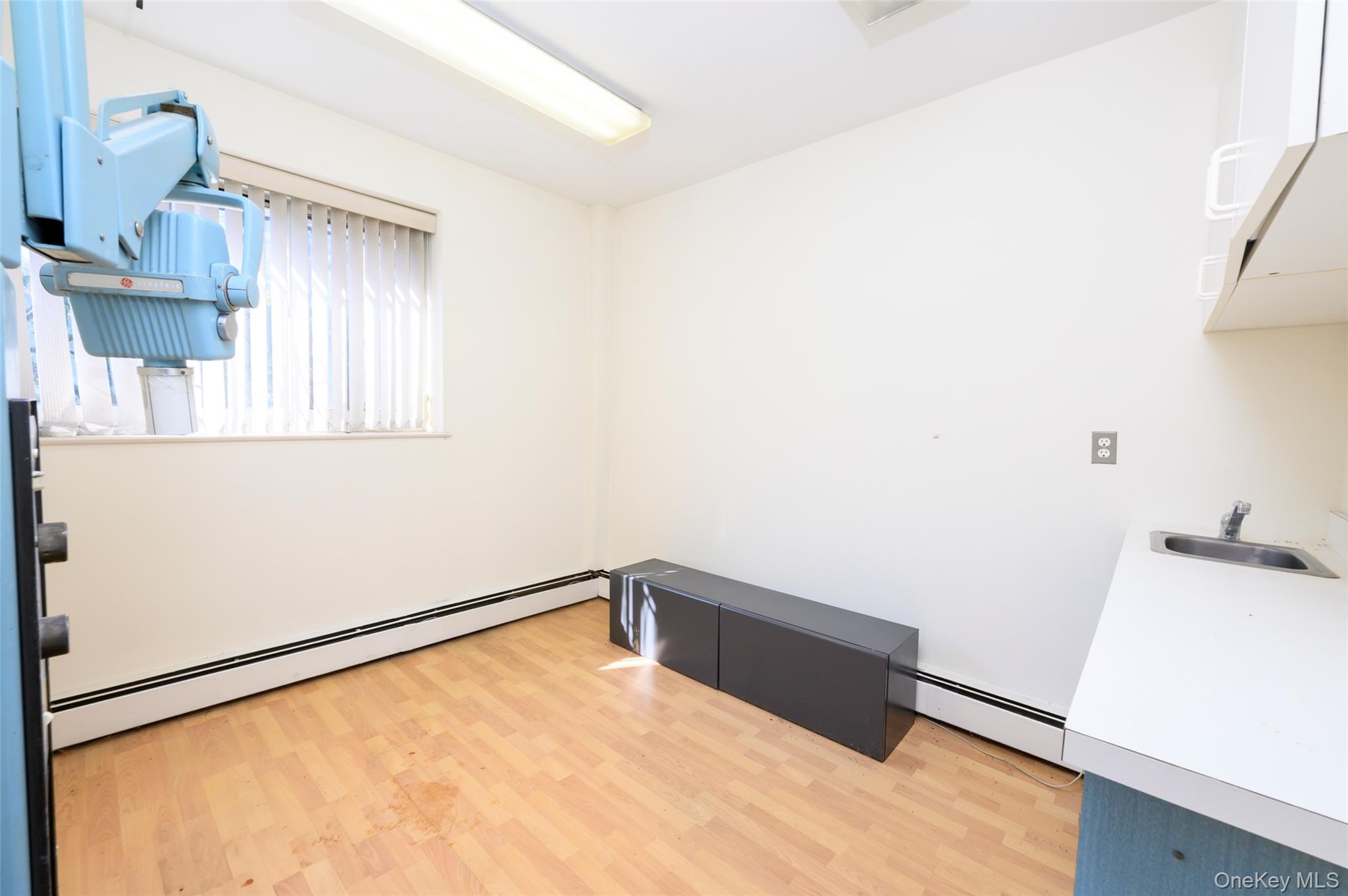 #11 photo, 395 Westchester Avenue, Port Chester , NY 10573