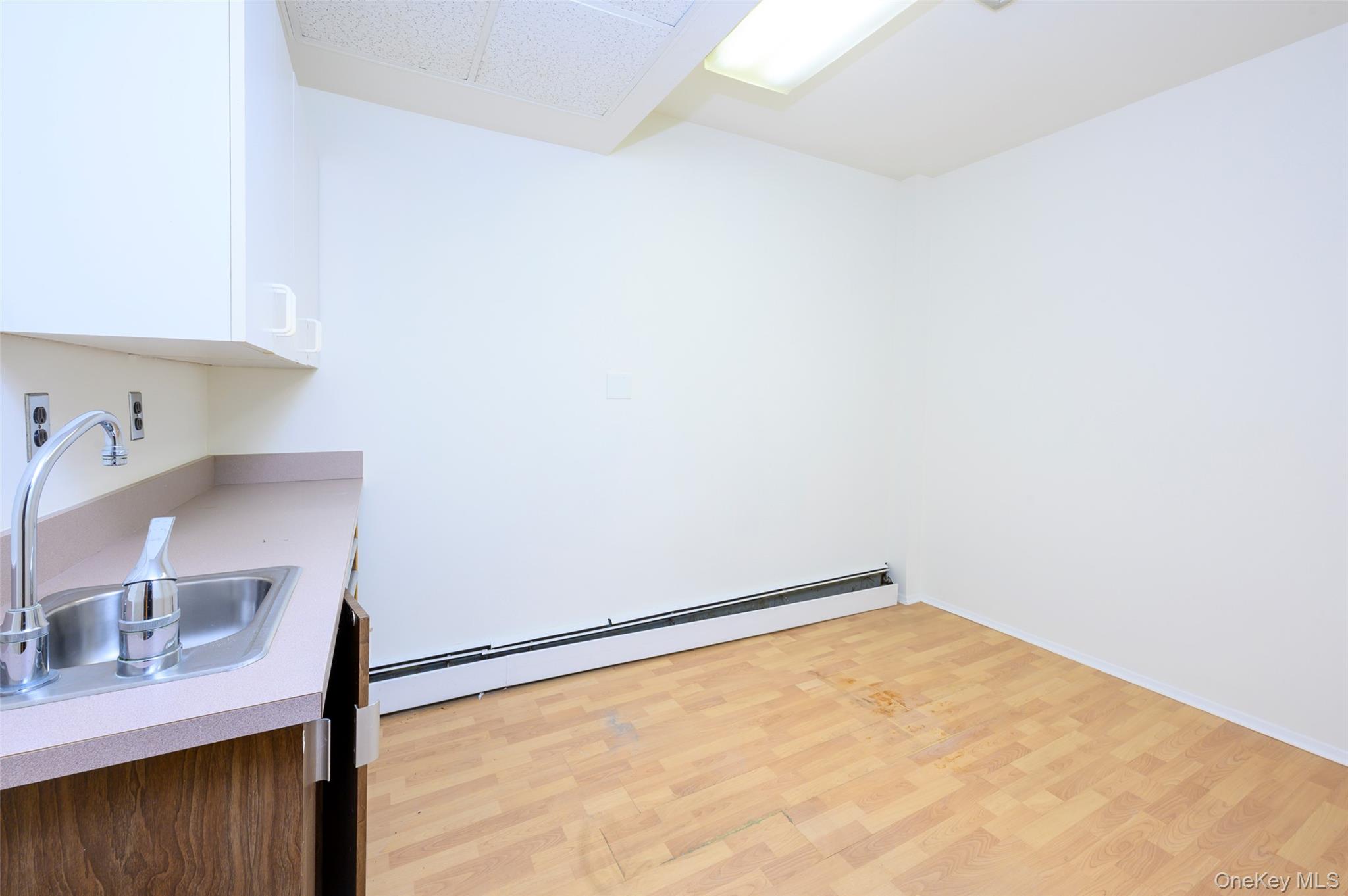 #12 photo, 395 Westchester Avenue, Port Chester , NY 10573