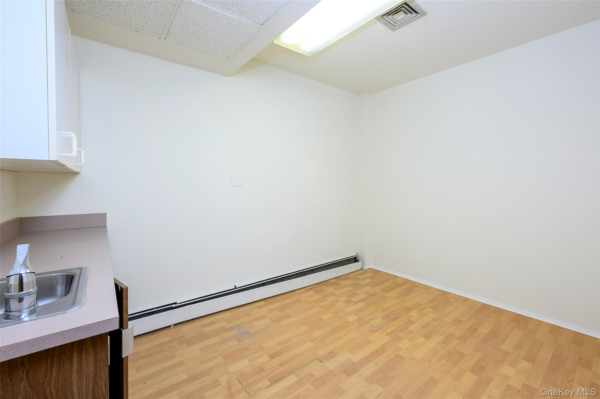 #13 photo, 395 Westchester Avenue, Port Chester , NY 10573