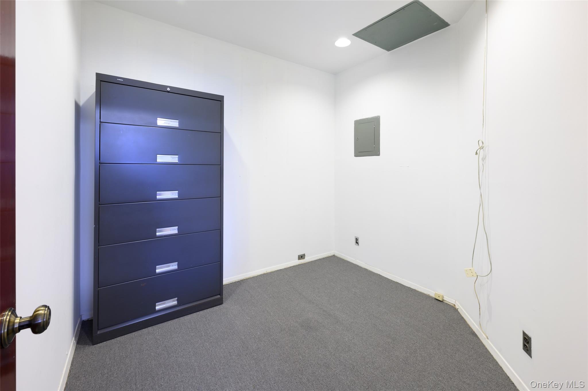 #8 photo, 395 Westchester Avenue, Port Chester , NY 10573