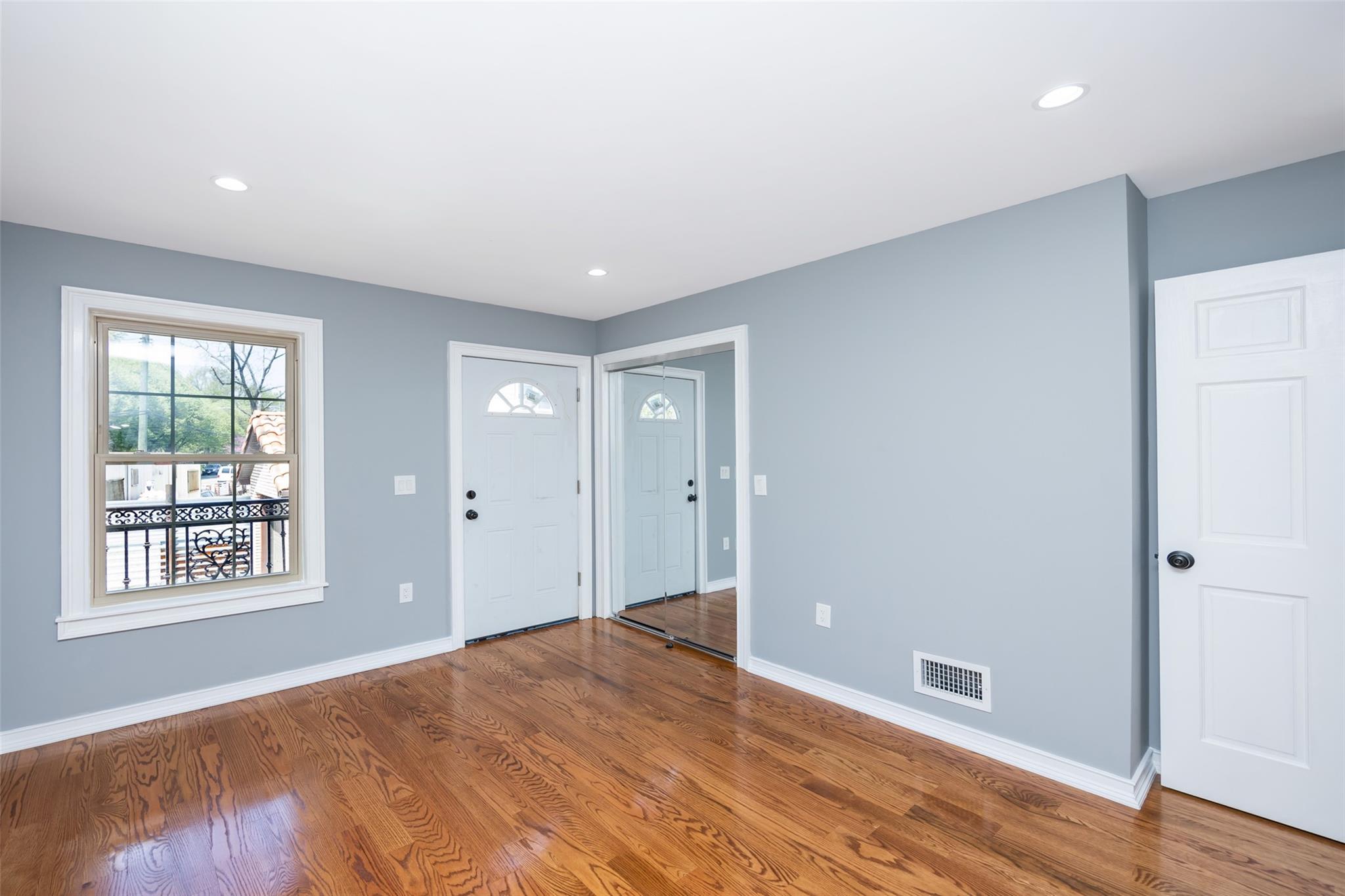 #15 photo, 160-21 122nd Avenue, クイーンズ区 South Ozone Park , NY 11434