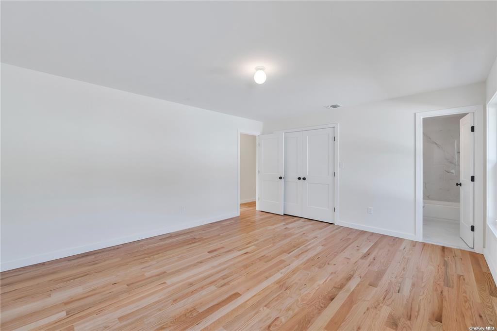 #20 photo, Tarkill Road, サフォーク郡 Ridge , NY 11961