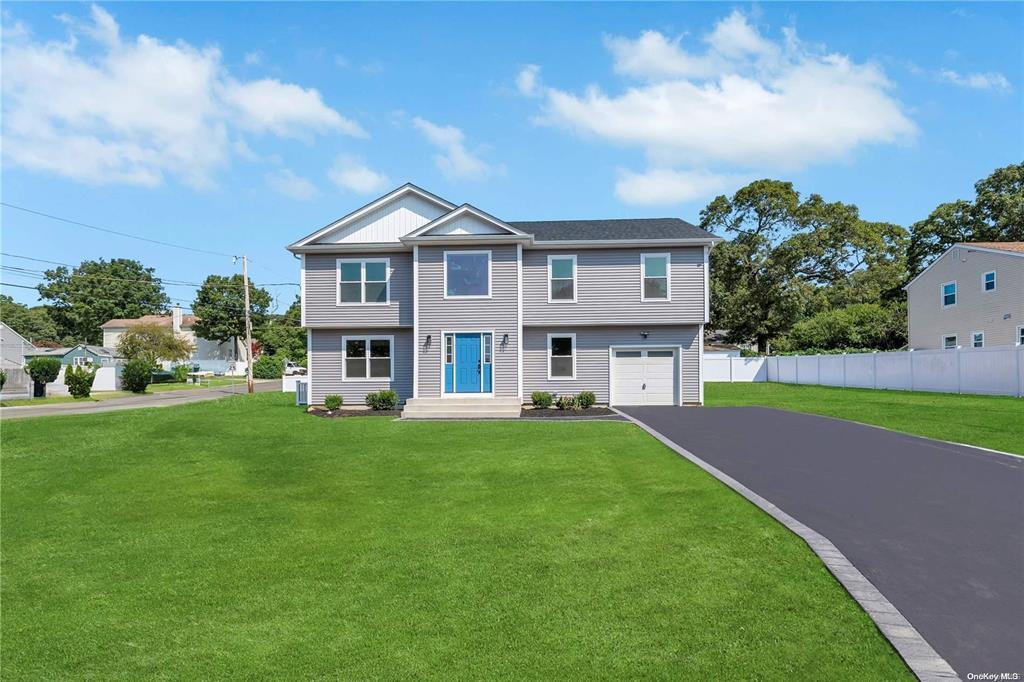 #5 photo, Tarkill Road, サフォーク郡 Ridge , NY 11961