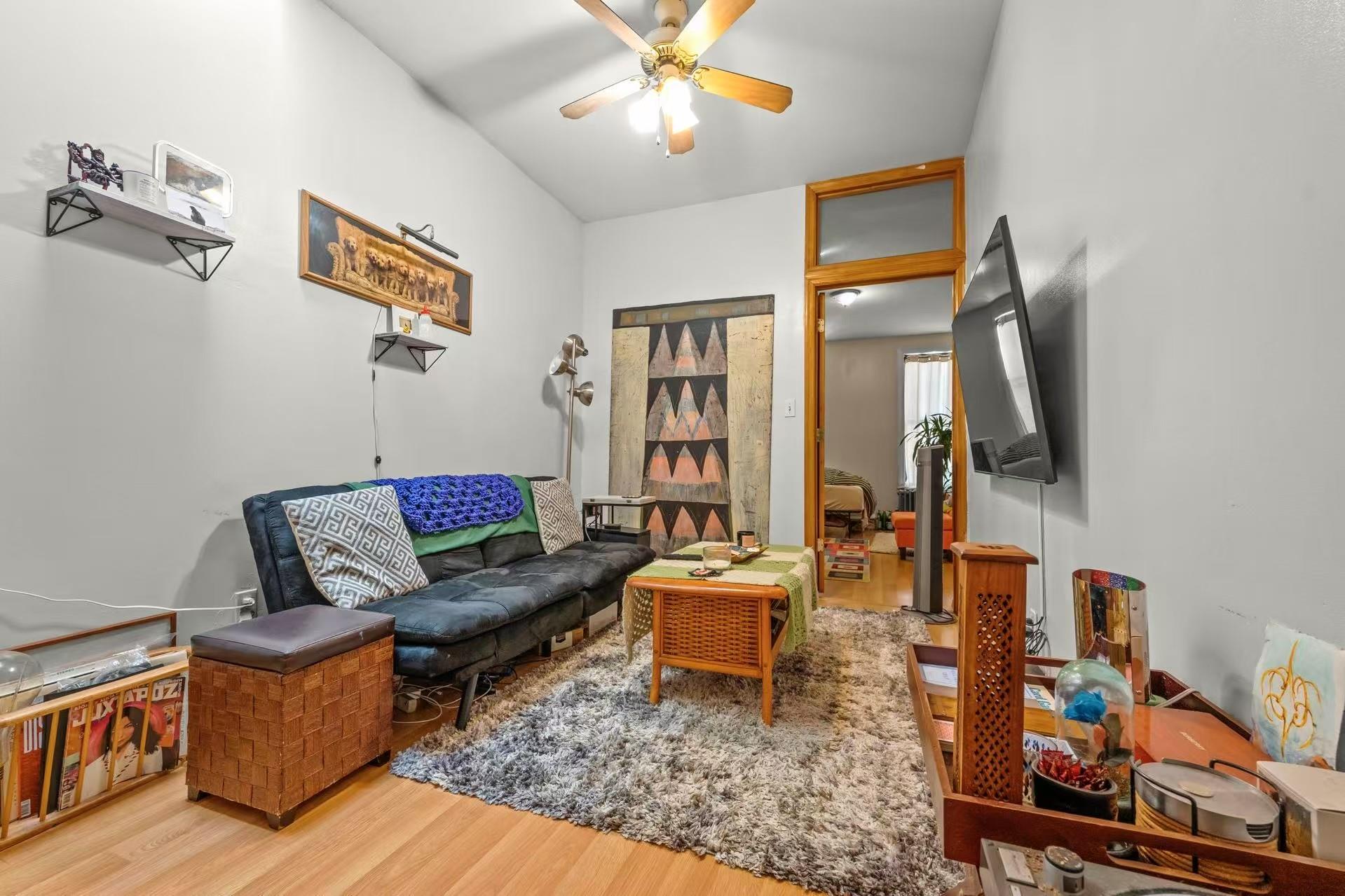 #20 photo, 443 Bushwick Avenue, ブルックリン区 Brooklyn , NY 11206