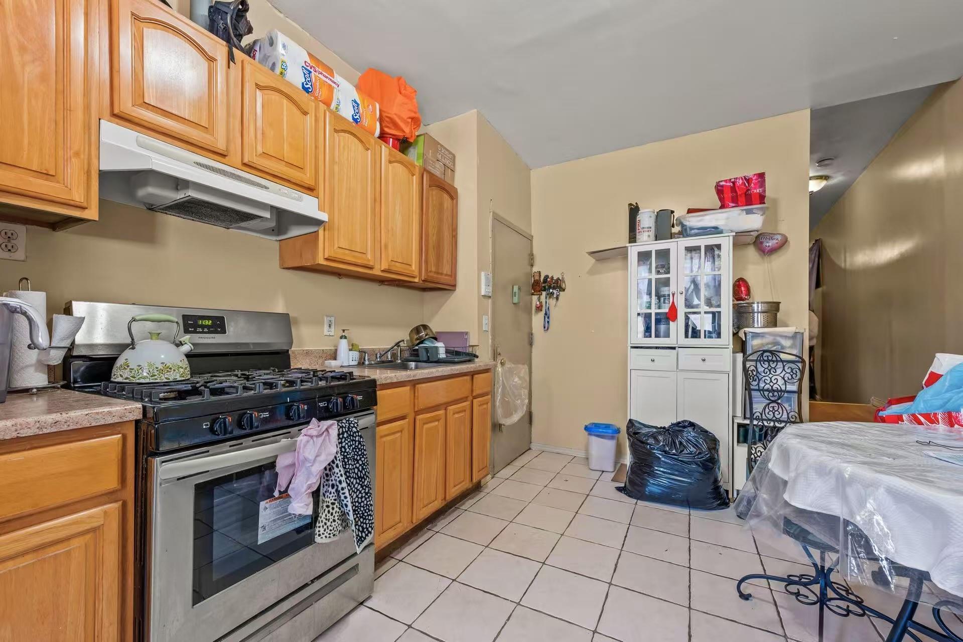 #4 photo, 443 Bushwick Avenue, ブルックリン区 Brooklyn , NY 11206