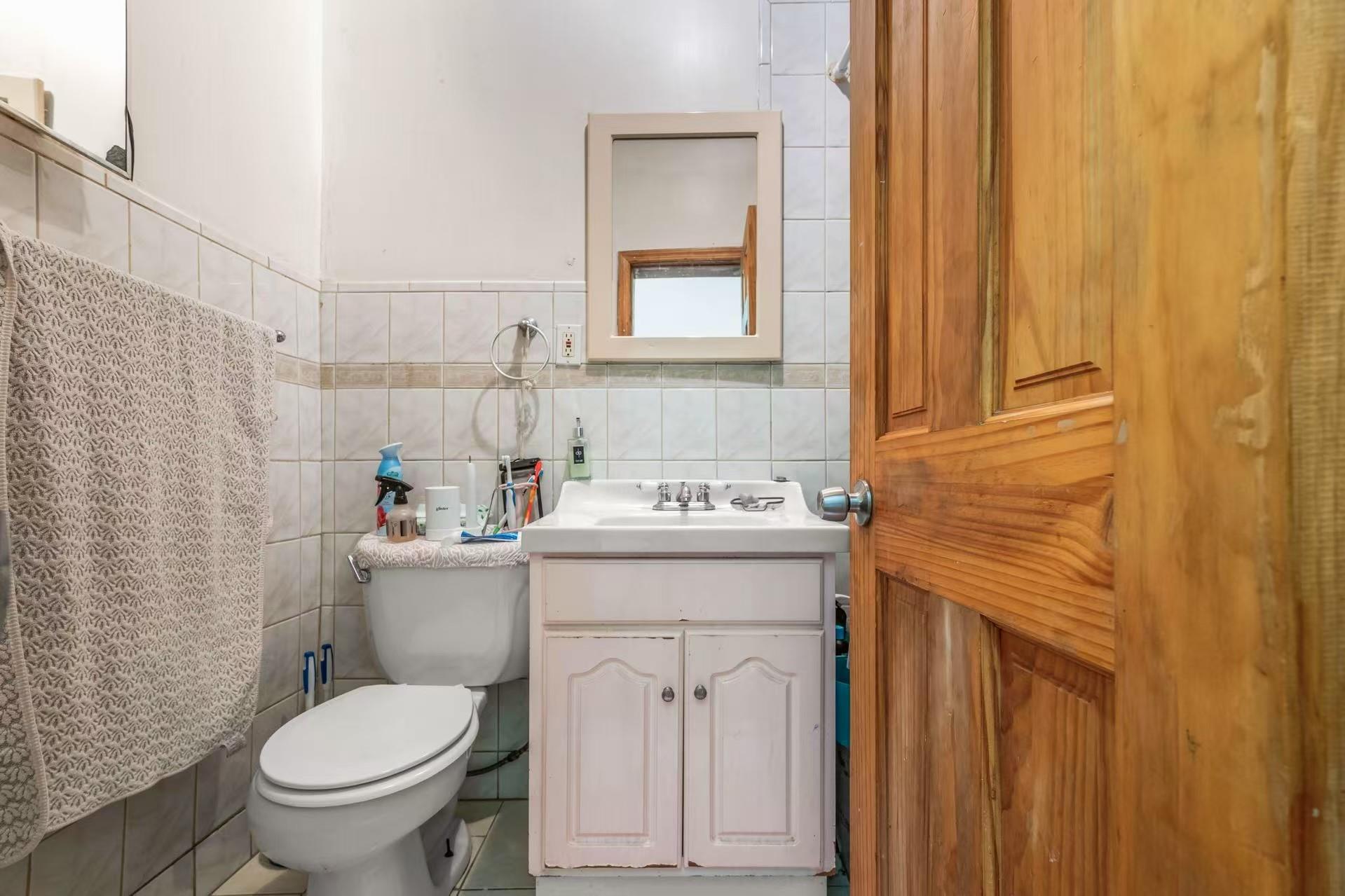 #9 photo, 443 Bushwick Avenue, ブルックリン区 Brooklyn , NY 11206