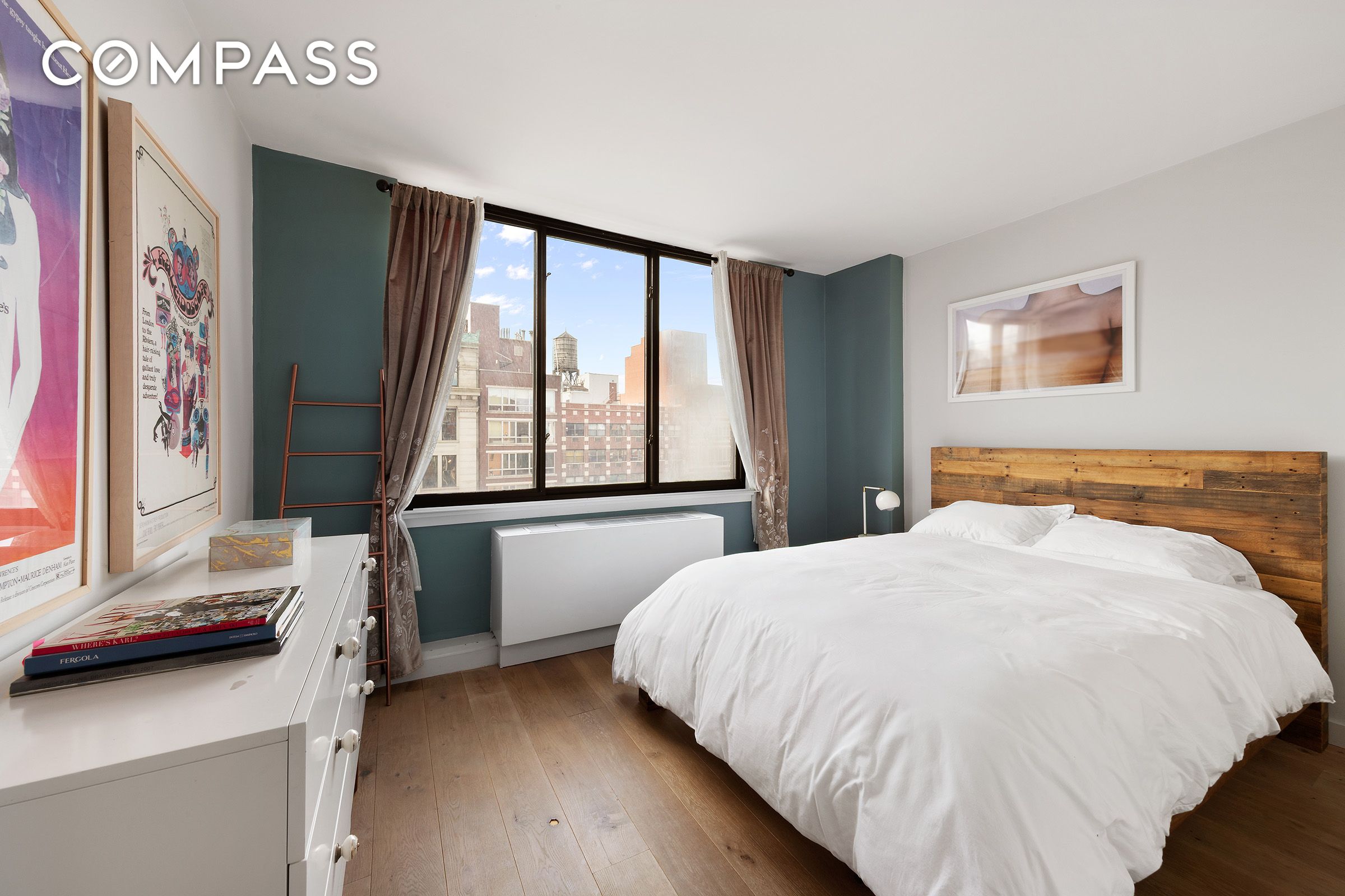 #4 photo, 199 Bowery, マンハッタン Lower East Side , NY 10002