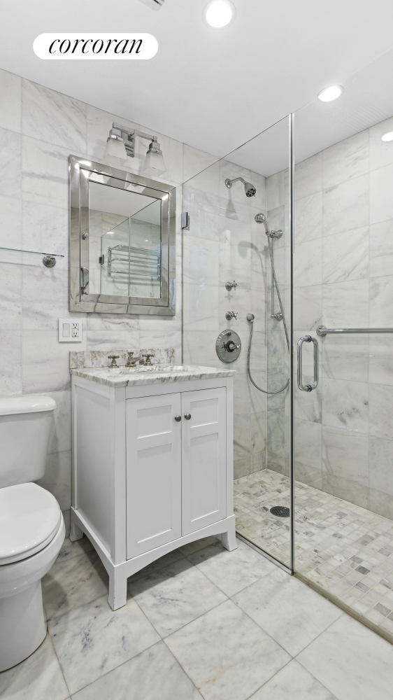 #5 photo, 111 E 56TH Street, マンハッタン Midtown East , NY 10022