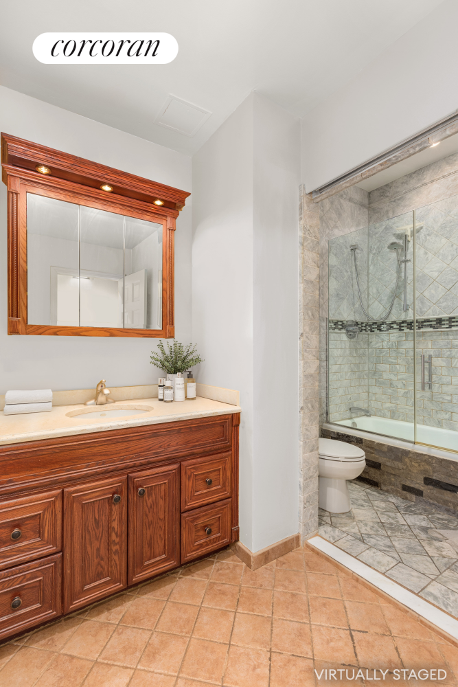 #6 photo, 310 E 46TH Street, マンハッタン Turtle Bay , NY 10017