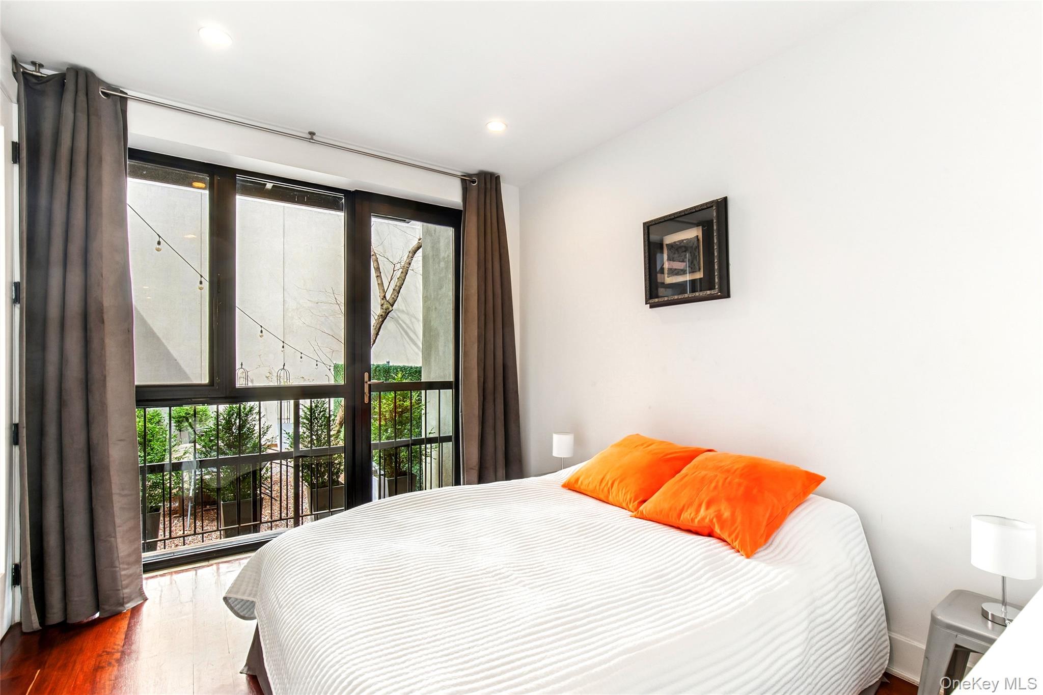 #13 photo, 2022 Madison Avenue, マンハッタン New York (Manhattan) , NY 10035