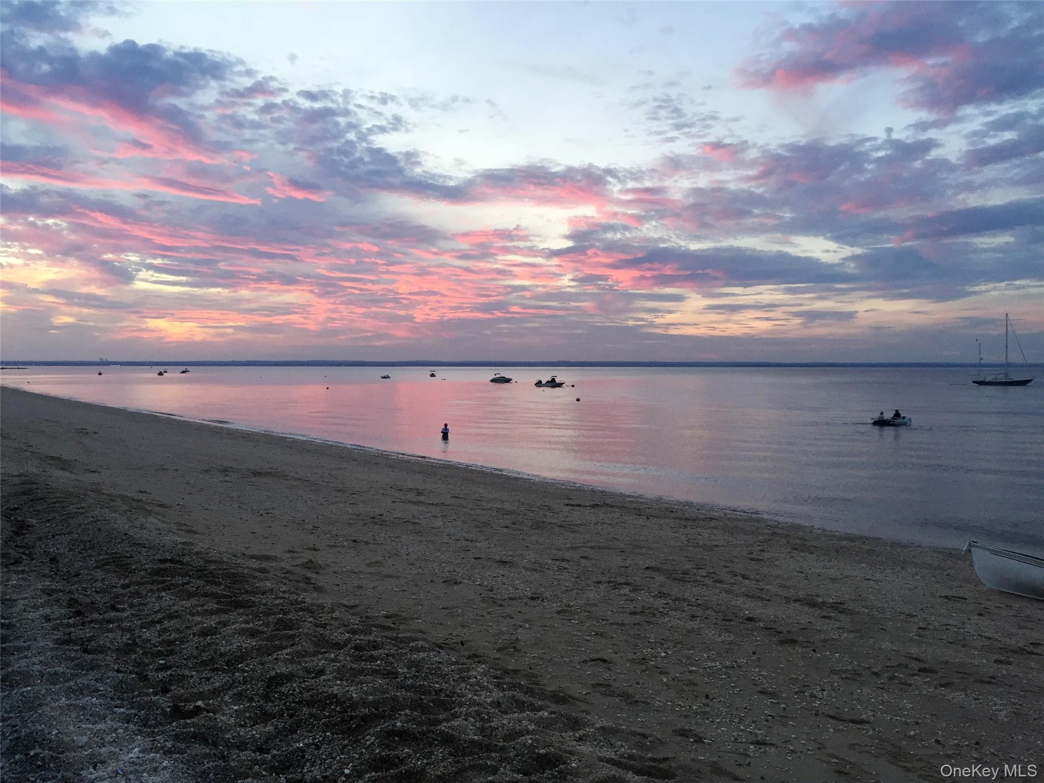 #3 photo, 62 Shore Road, ナッソー郡 Bayville , NY 11709