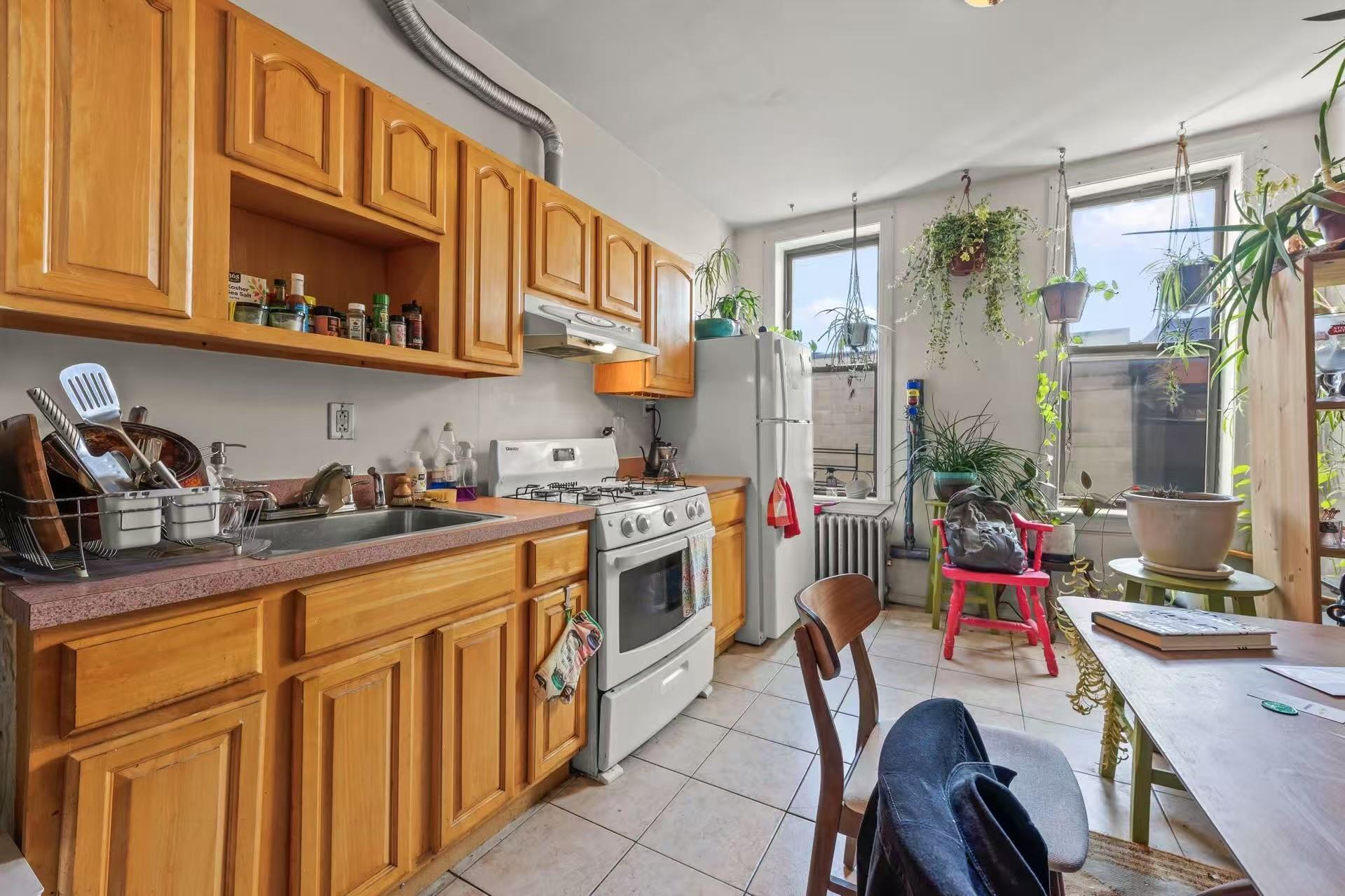 #6 photo, 443 Bushwick Avenue, Brooklyn , NY 11206
