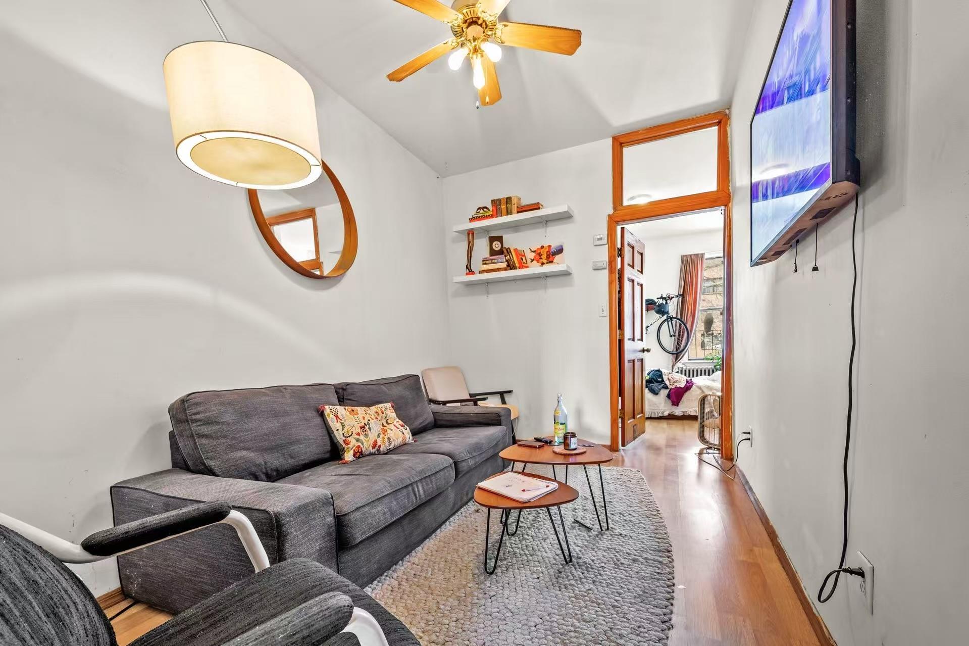 #7 photo, 443 Bushwick Avenue, Brooklyn , NY 11206