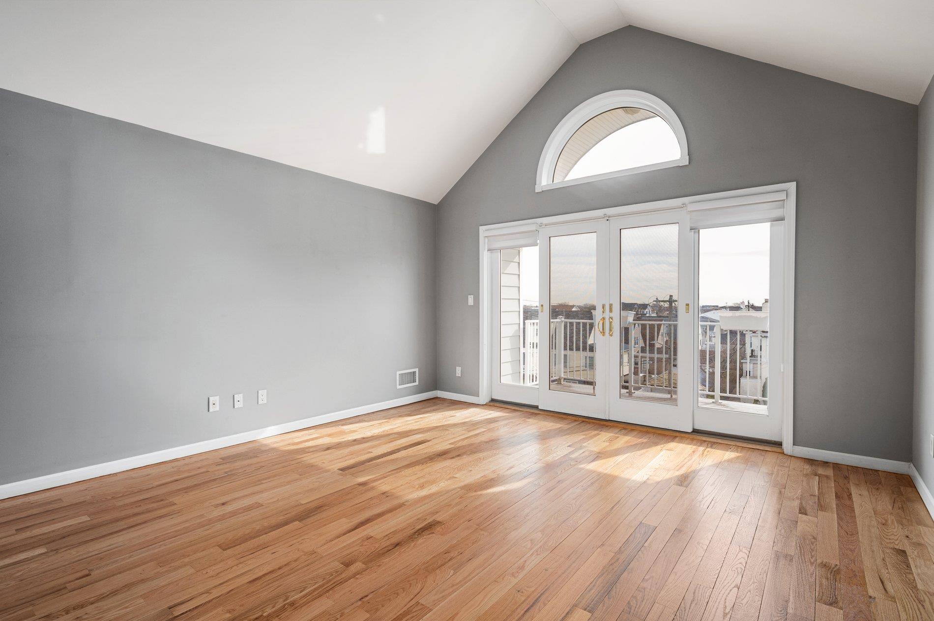 #11 photo, 155 Monroe Boulevard, ナッソー郡 Long Beach , NY 11561