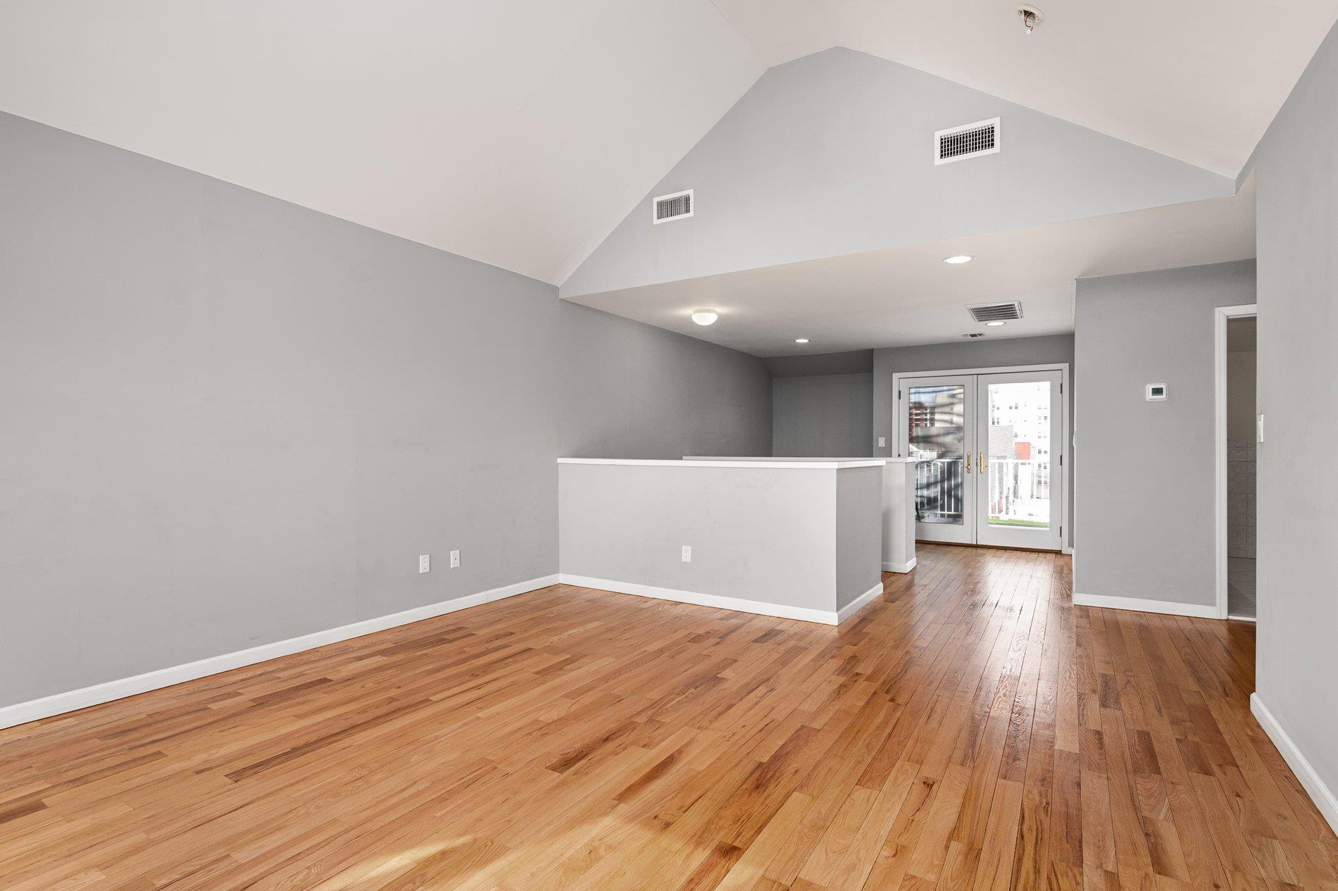 #12 photo, 155 Monroe Boulevard, ナッソー郡 Long Beach , NY 11561