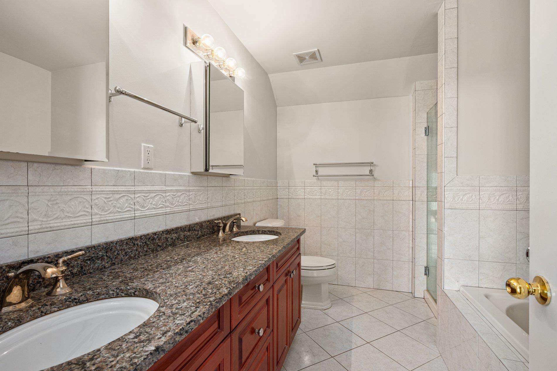 #13 photo, 155 Monroe Boulevard, ナッソー郡 Long Beach , NY 11561