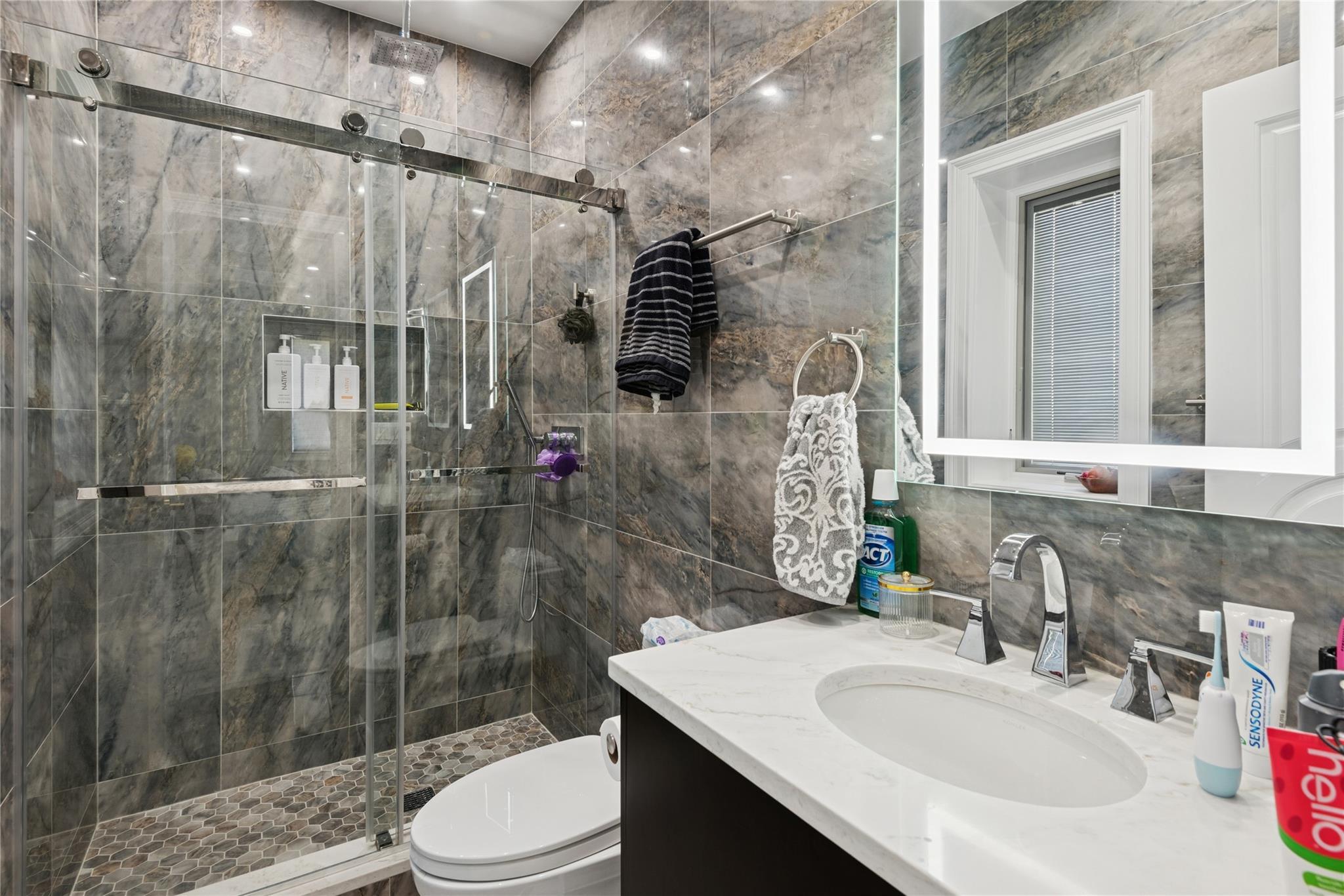 #16 photo, 783 Oakleigh Road, ナッソー郡 North Woodmere , NY 11581